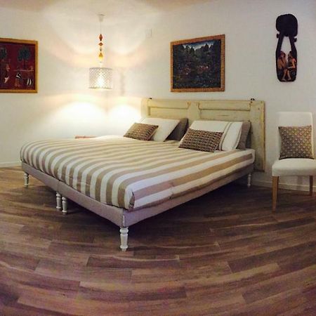 A Casa Di Esther Болоня Екстериор снимка